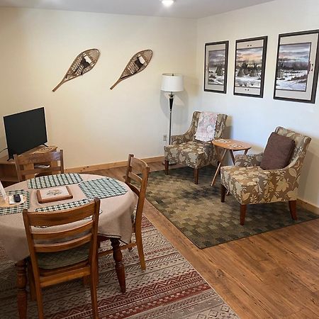 Creekside Downtown Vacation Suites, Only Adults 25 Or Older Buffalo Bagian luar foto