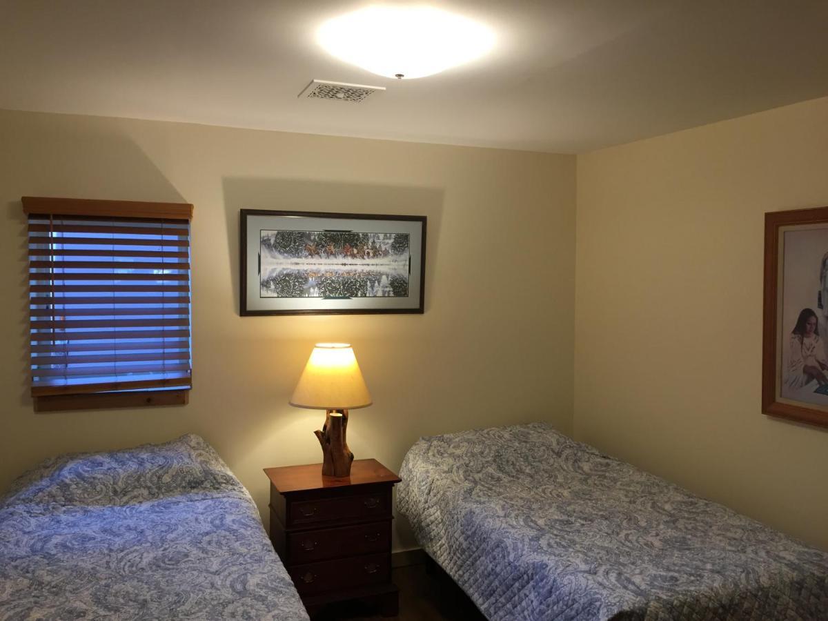 Creekside Downtown Vacation Suites, Only Adults 25 Or Older Buffalo Bagian luar foto